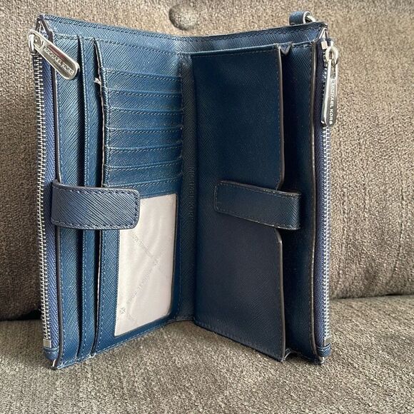 Michael Kors Jet Set Travel cross grain leather wristlet phone wallet navy - Picture 7 of 12